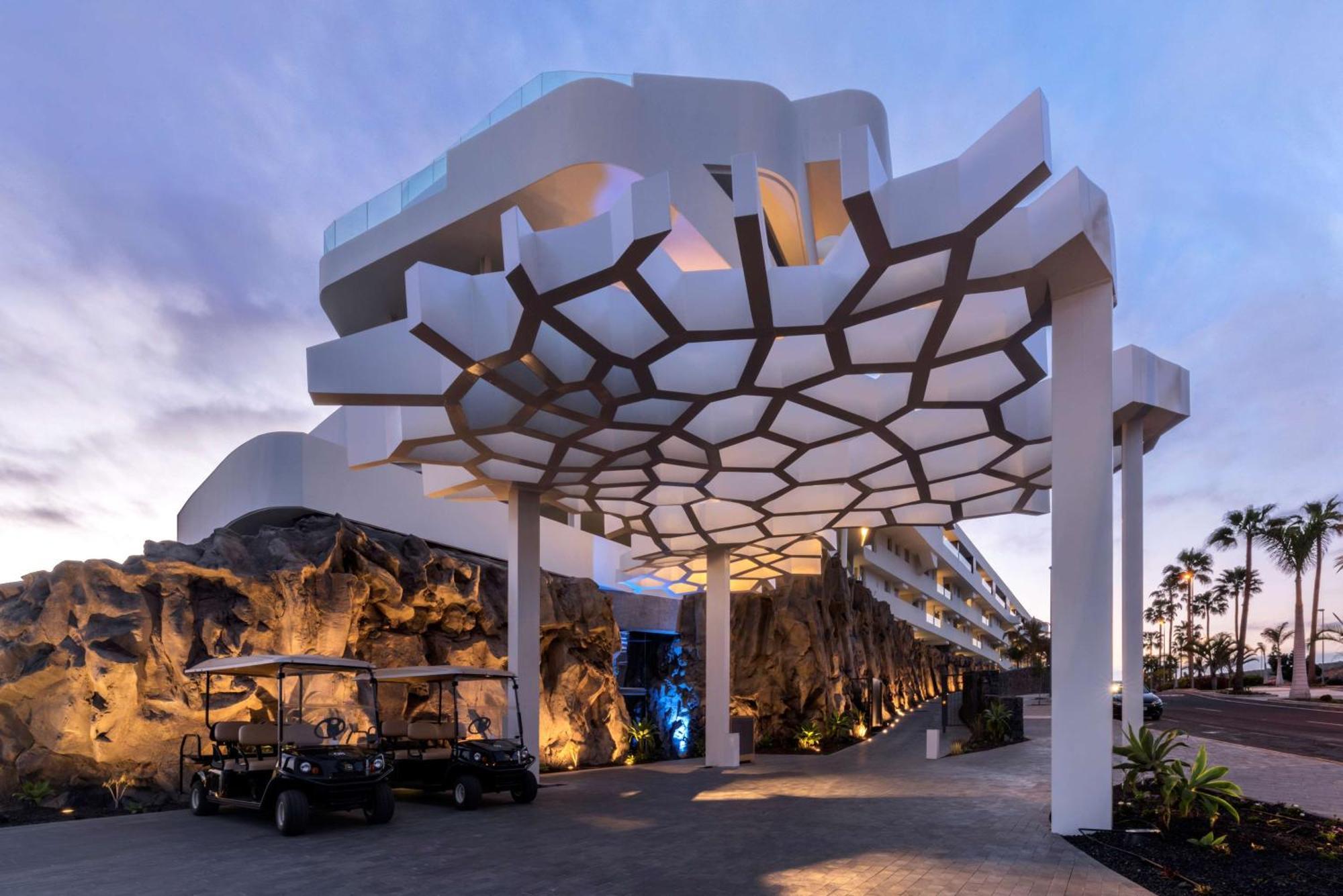 Royal Hideaway Corales Suites, By Barceló Group Hotel Costa Adeje (Tenerife)