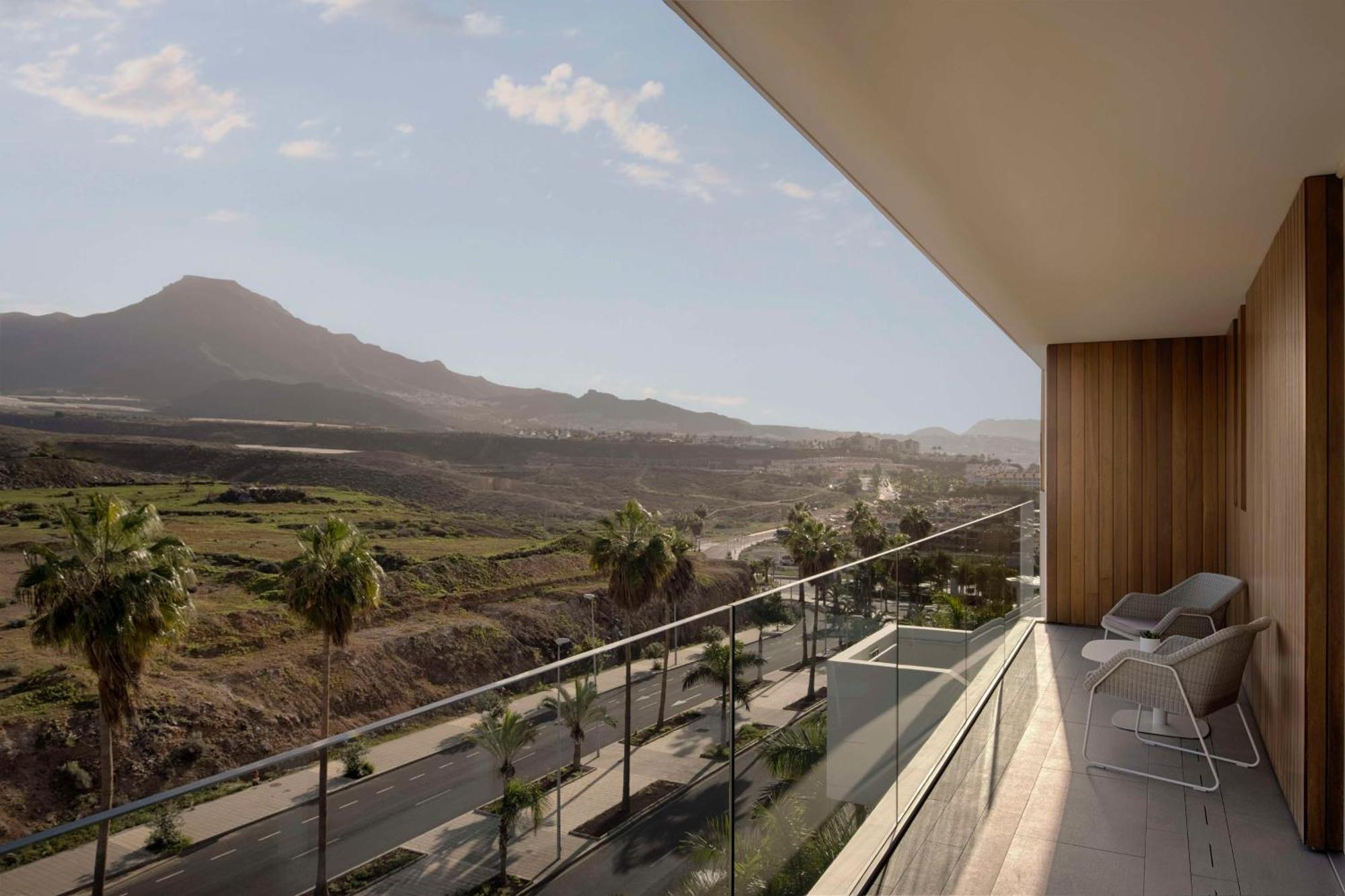 Royal Hideaway Corales Suites, By Barceló Group